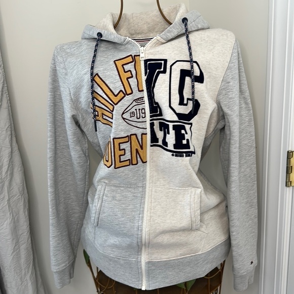 Tommy Hilfiger Creative Mix Match Front‎ Zipper Hooded Sweatshirt Size Medium - Picture 2 of 7